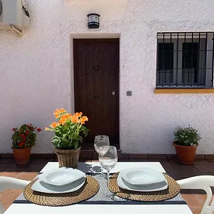 https://a-estrenar-apartamento-cntrico-privado-con-porche-soleado.1costadelsol.com